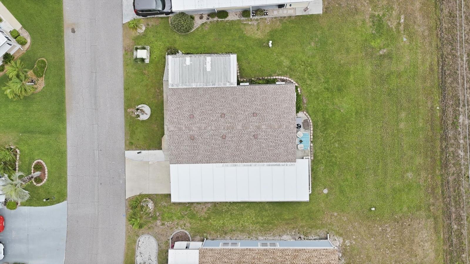 Image 33 of 48 For 727 Butterfield Circle