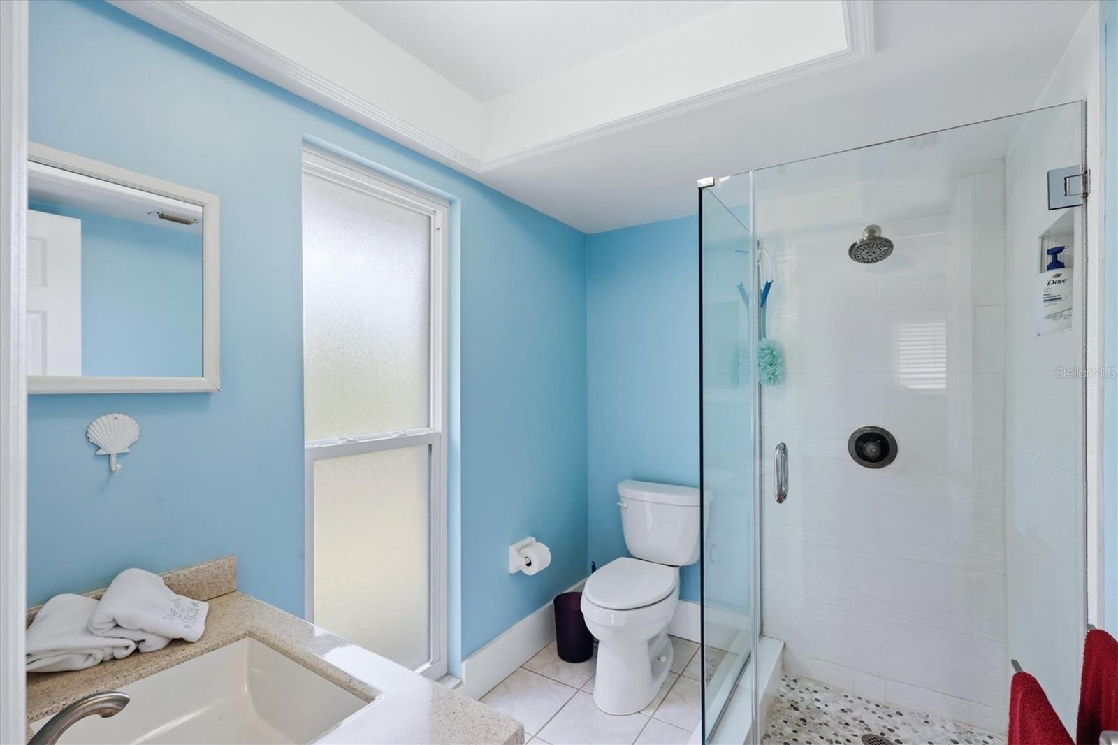 Image 13 of 39 For 12 Golfview Court