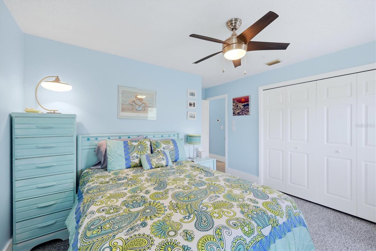 Image 25 of 39 For 12 Golfview Court