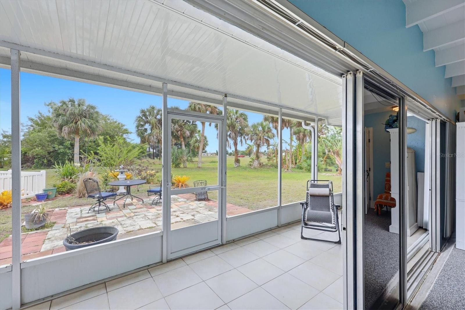 Image 32 of 39 For 12 Golfview Court