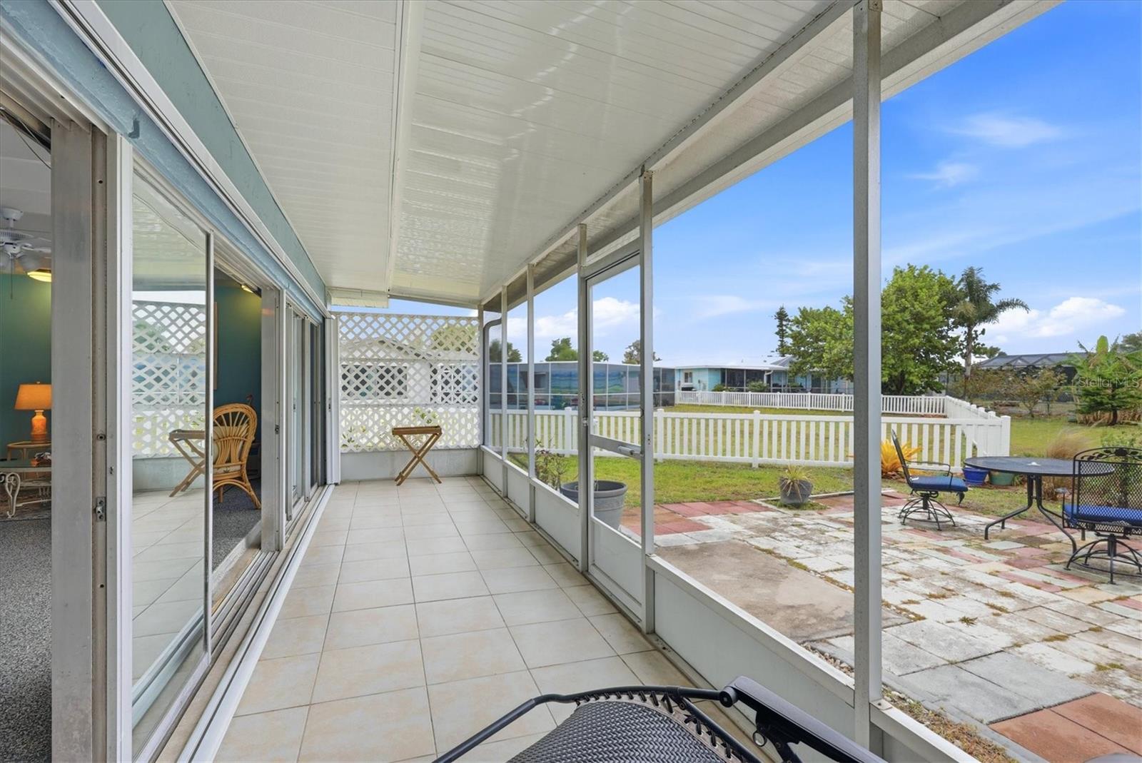 Image 33 of 39 For 12 Golfview Court