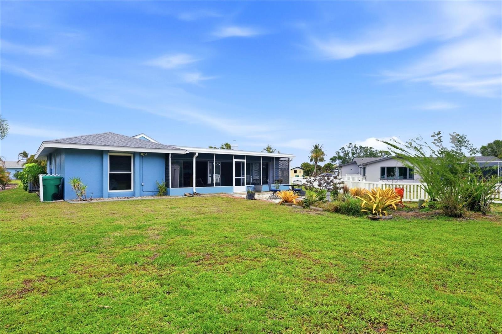 Image 36 of 39 For 12 Golfview Court