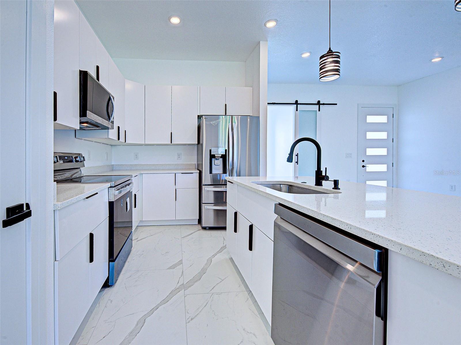 Image 10 of 41 For 165 Ingram Boulevard