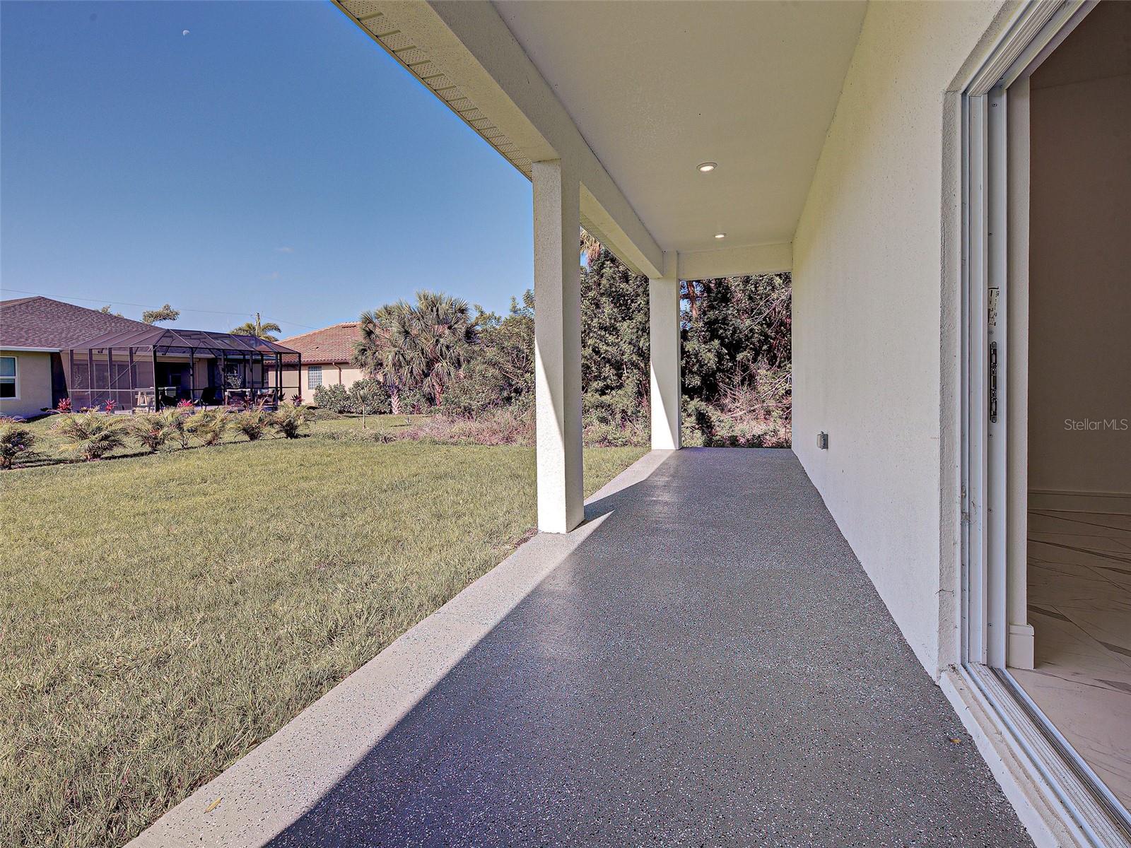 Image 36 of 41 For 165 Ingram Boulevard