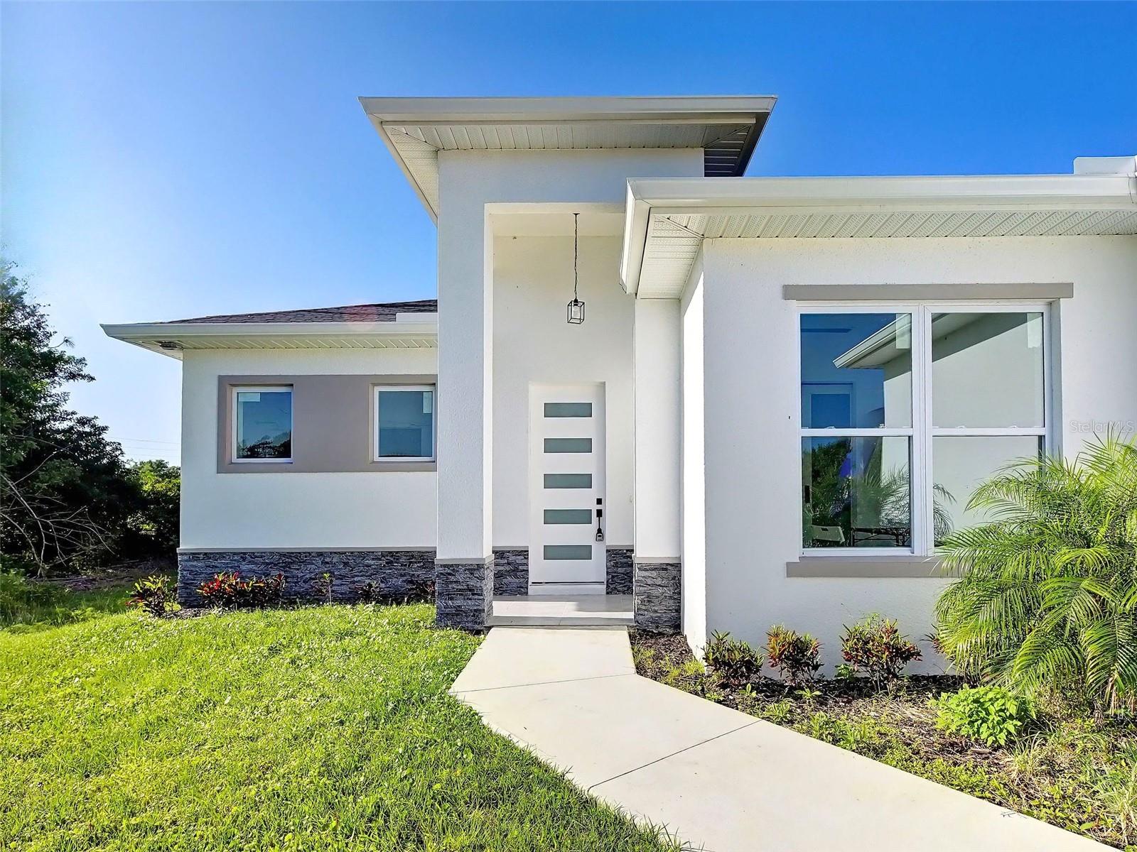 Image 4 of 41 For 165 Ingram Boulevard