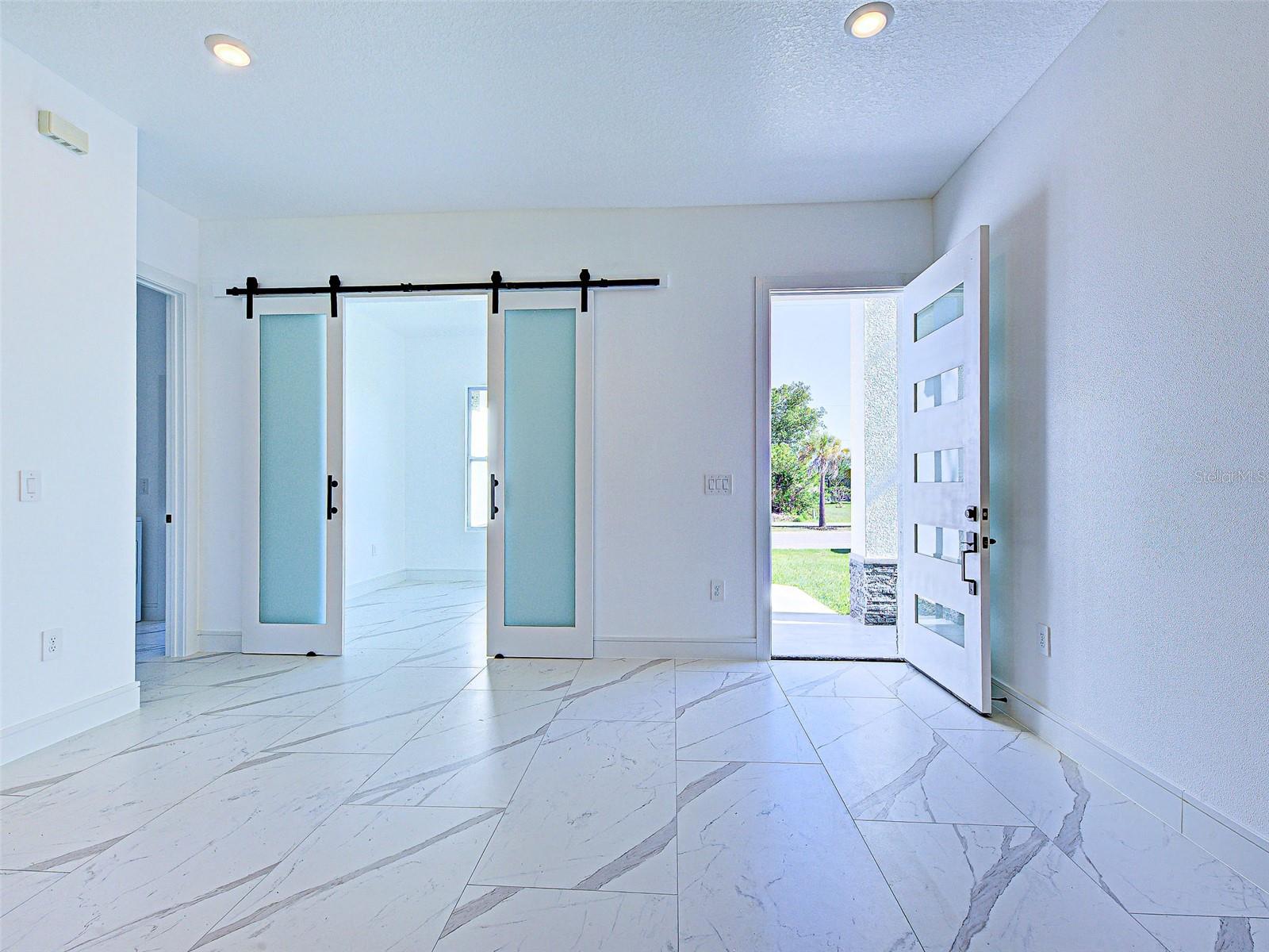 Image 6 of 41 For 165 Ingram Boulevard