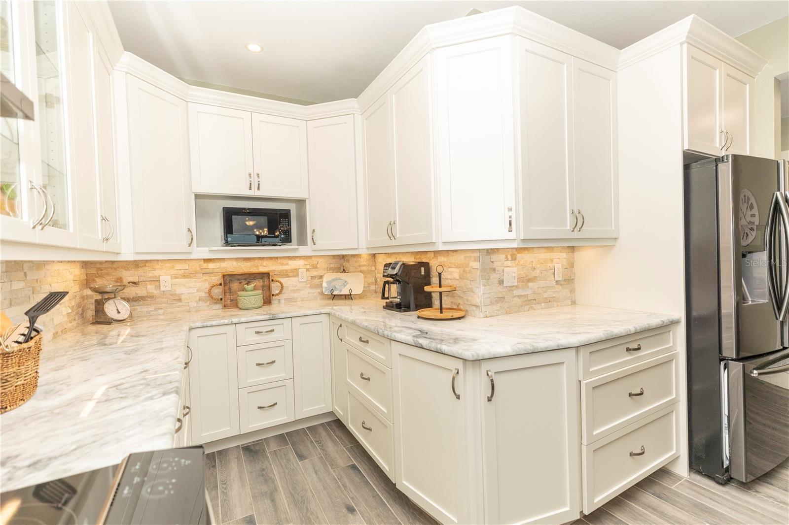 Image 16 of 75 For 9203 Griggs Road D302