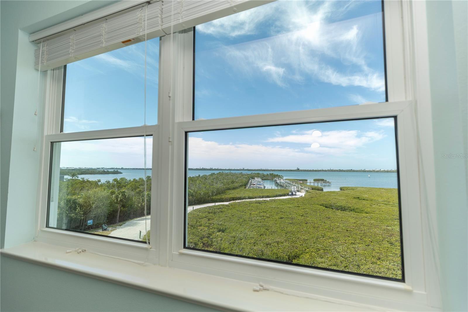 Image 28 of 75 For 9203 Griggs Road D302