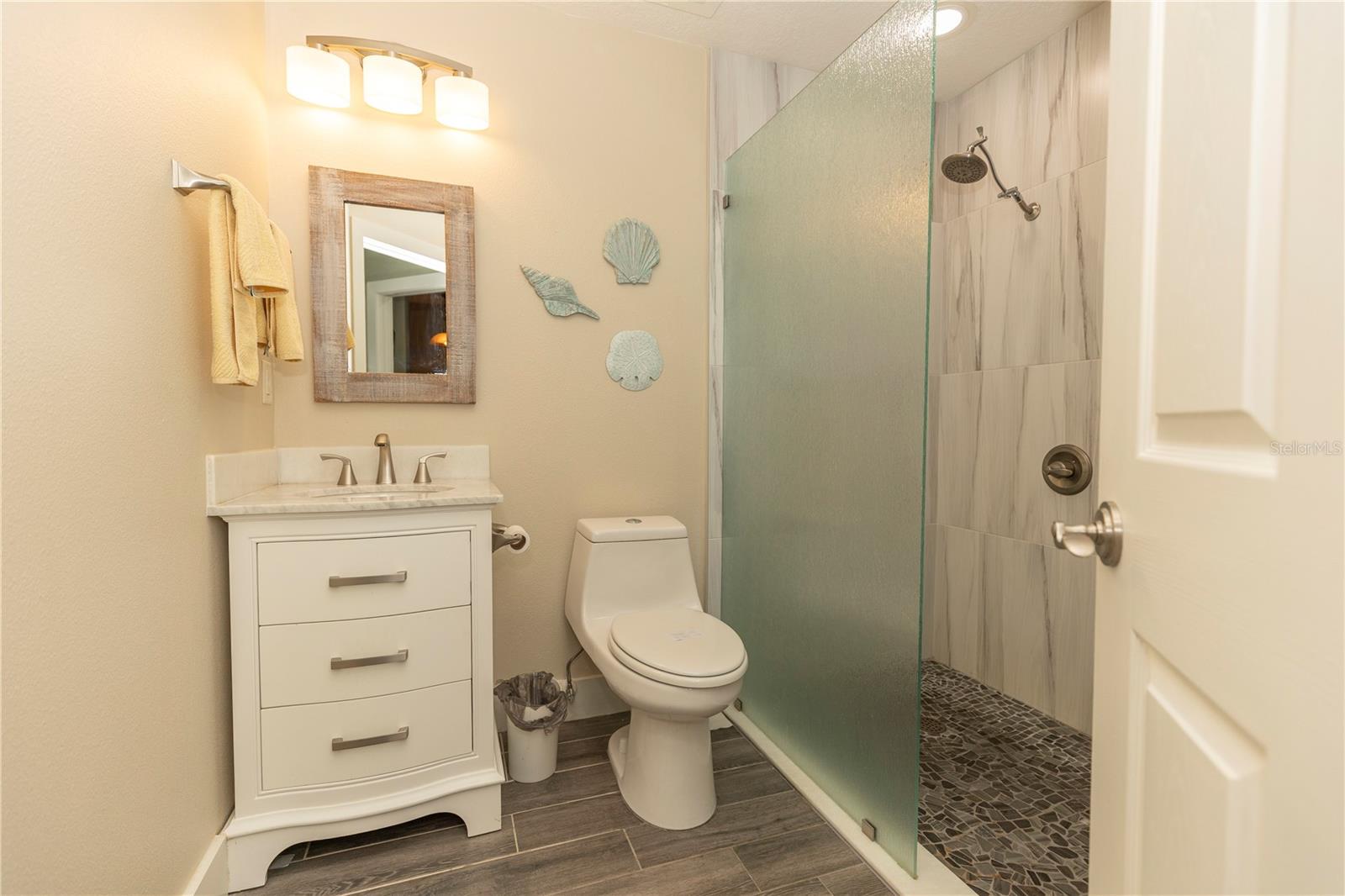 Image 47 of 75 For 9203 Griggs Road D302