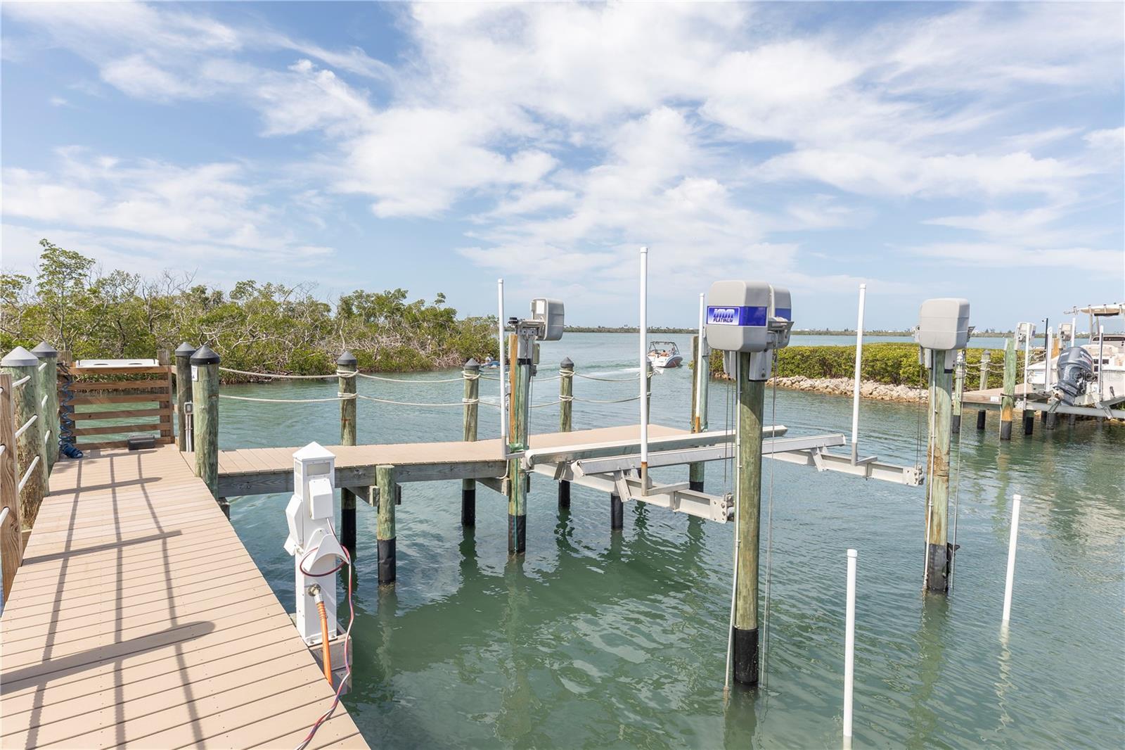 Image 68 of 75 For 9203 Griggs Road D302