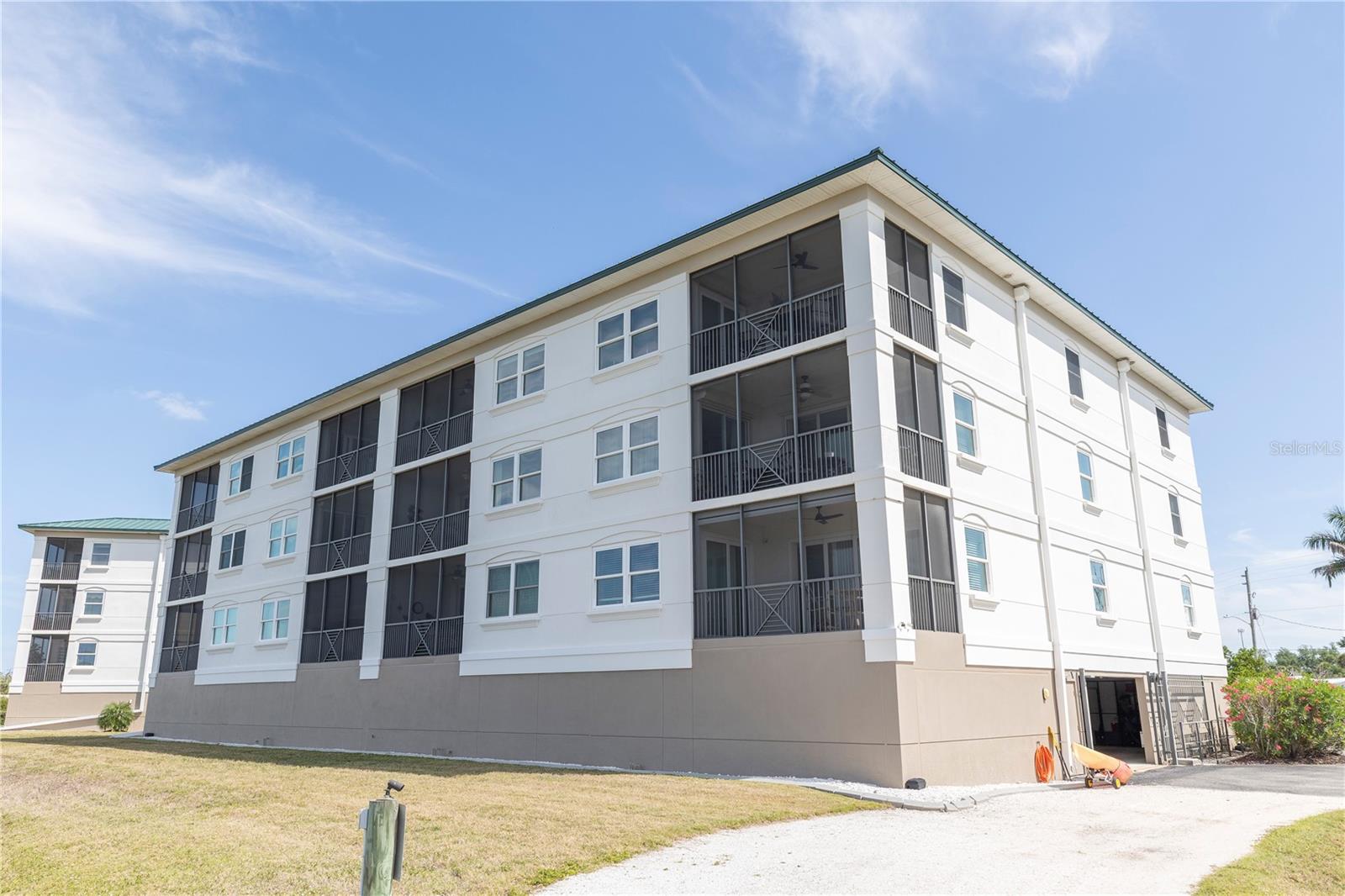 Image 73 of 75 For 9203 Griggs Road D302