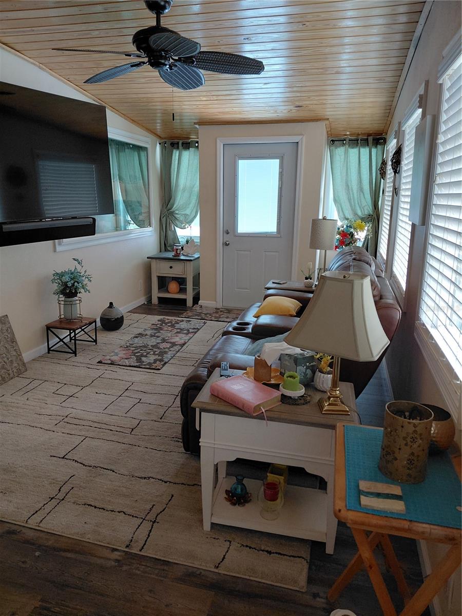 Image 13 of 21 For 1451 Blue Heron Drive