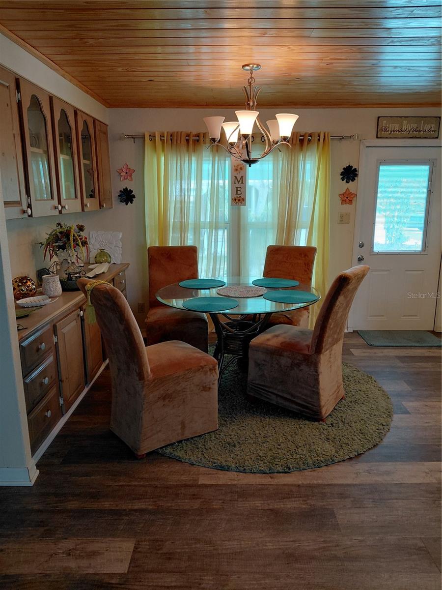 Image 4 of 21 For 1451 Blue Heron Drive