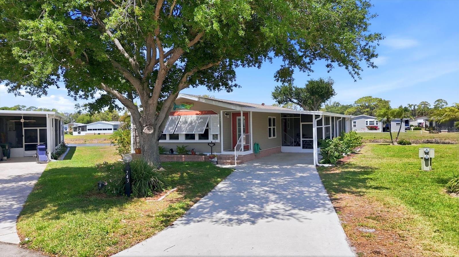 Image 10 of 44 For 743 Summersea Court