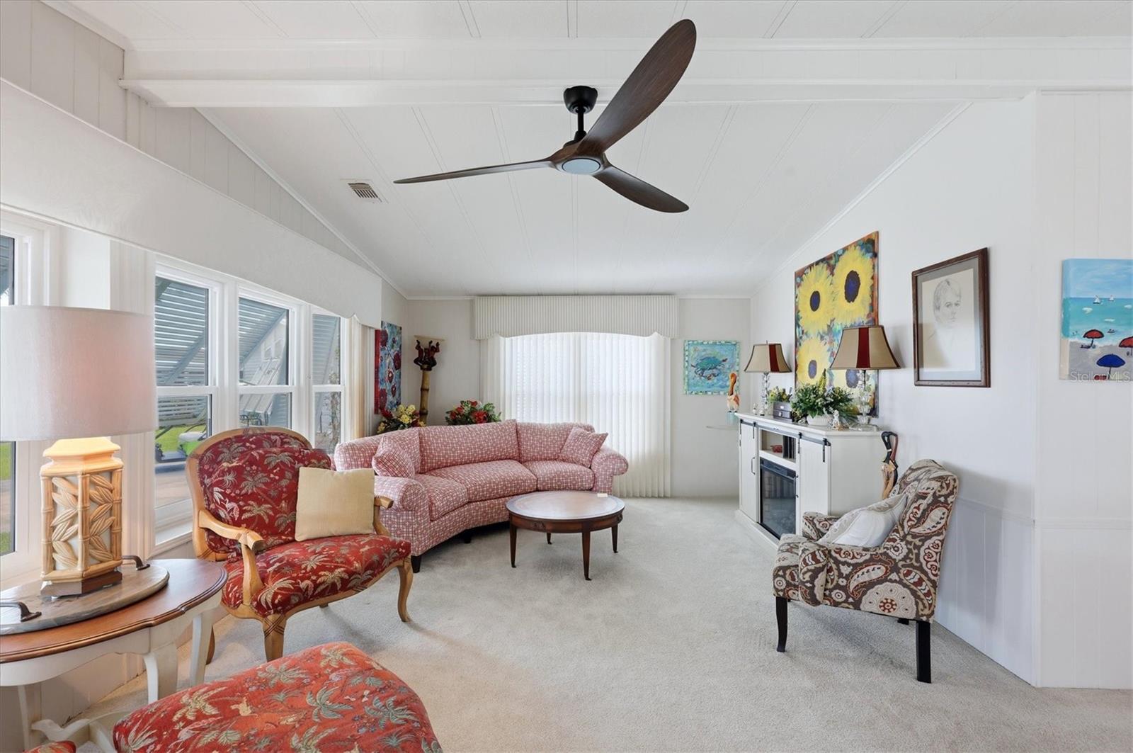 Image 14 of 44 For 743 Summersea Court