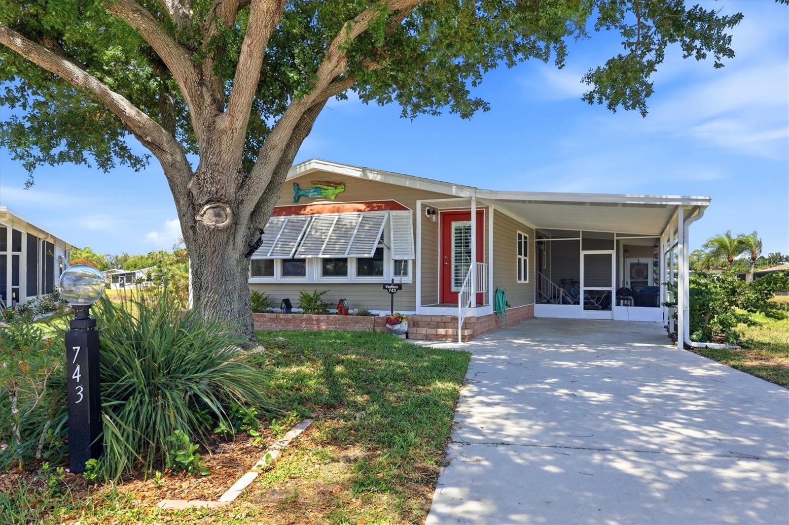 Image 2 of 44 For 743 Summersea Court