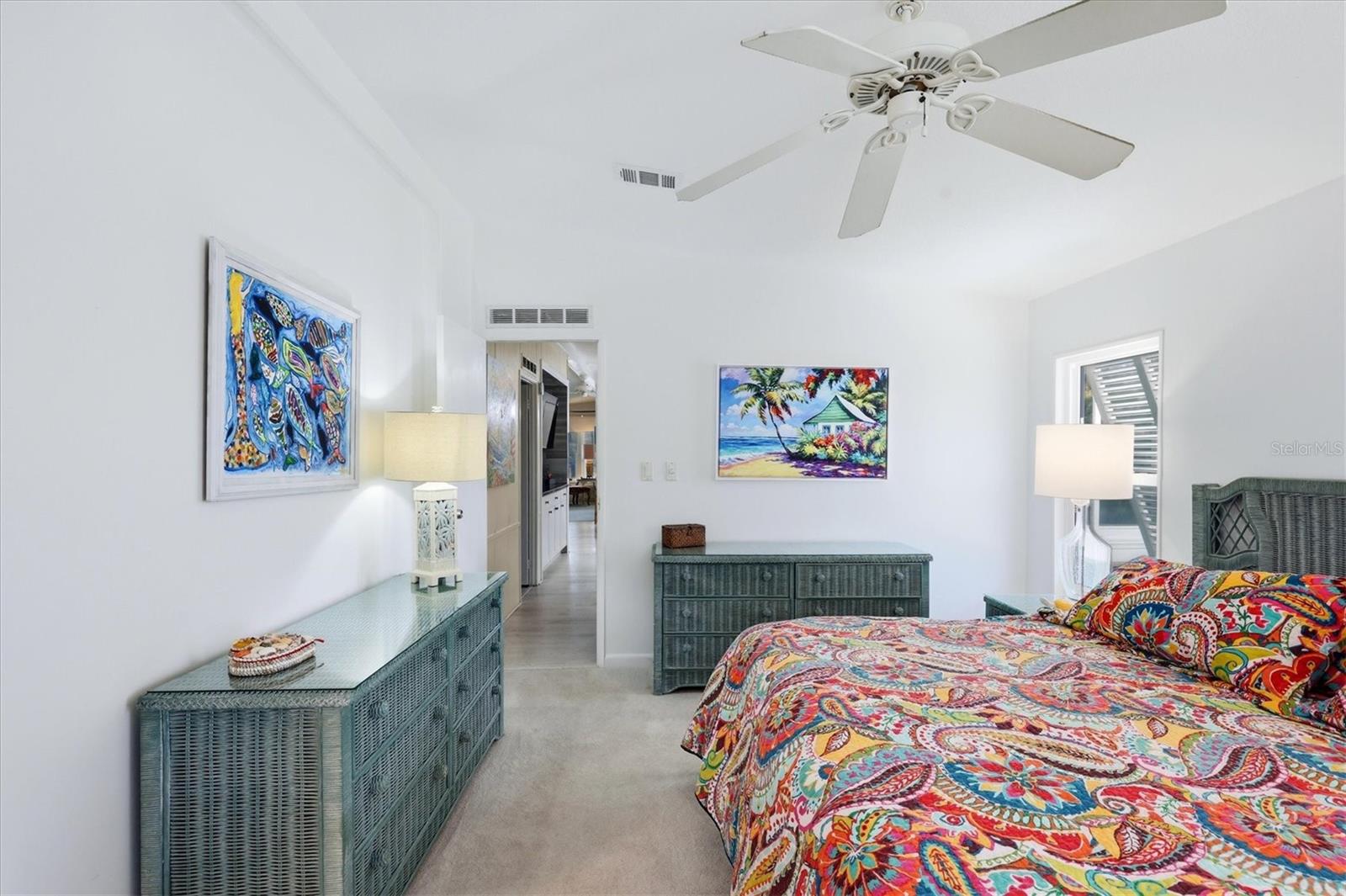 Image 23 of 44 For 743 Summersea Court