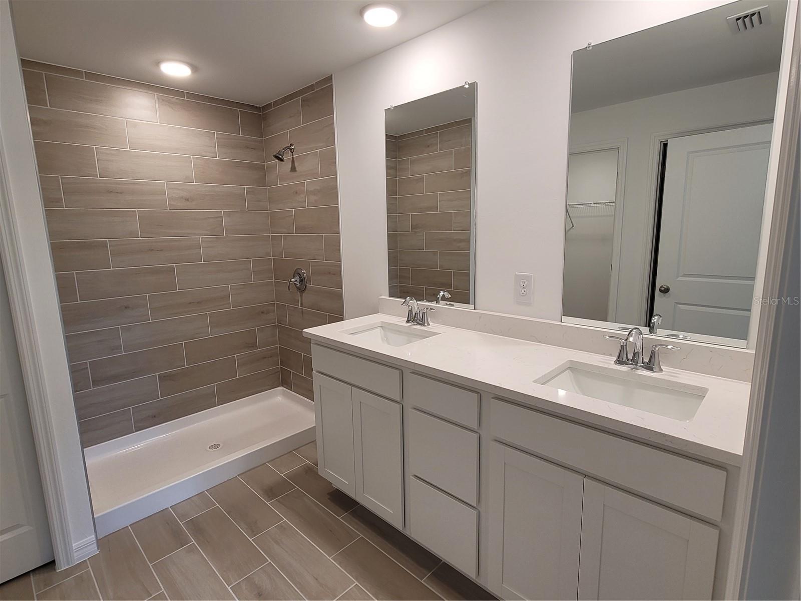 Image 19 of 34 For 11383 Baggot Avenue