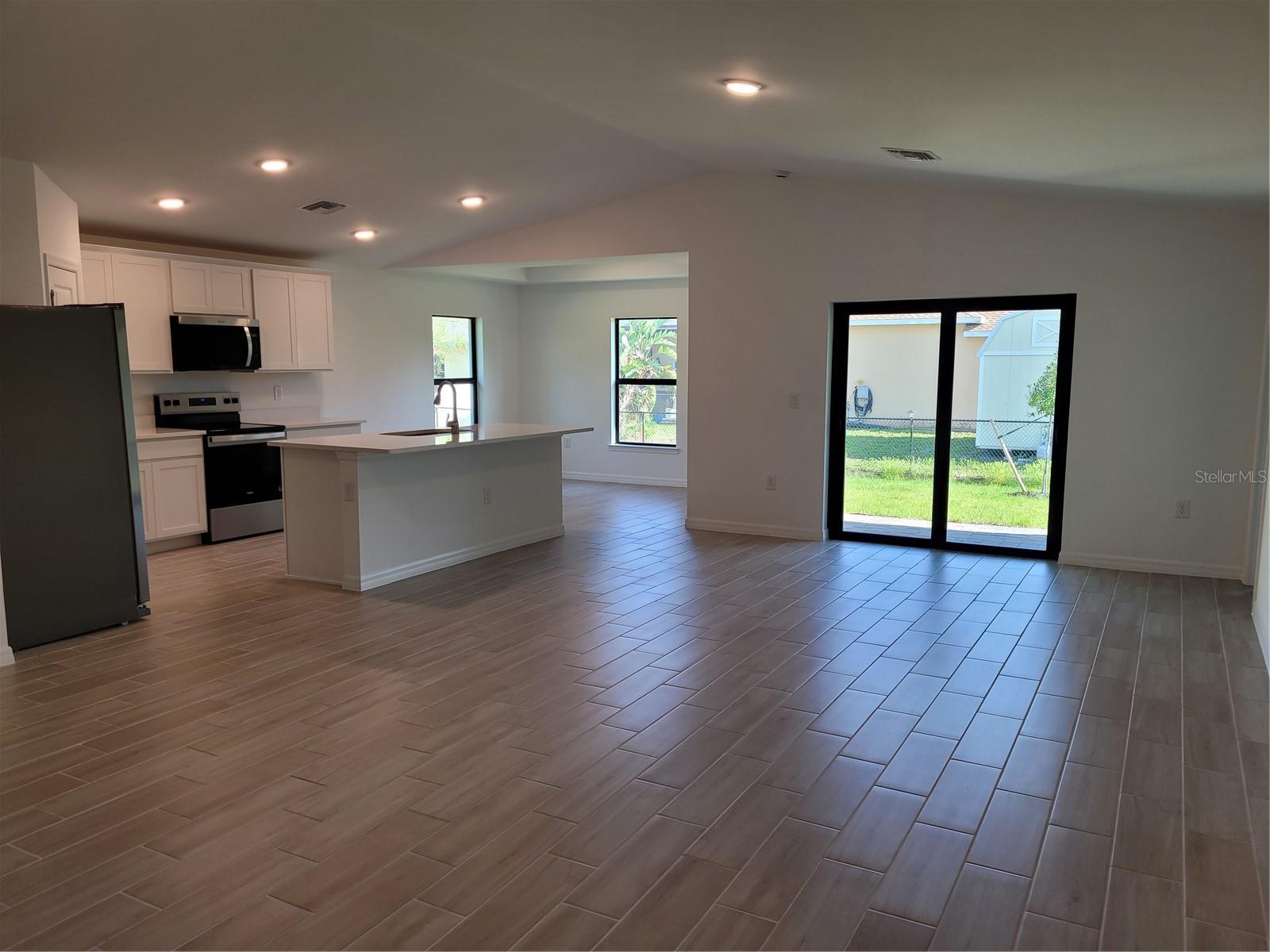 Image 3 of 34 For 11383 Baggot Avenue