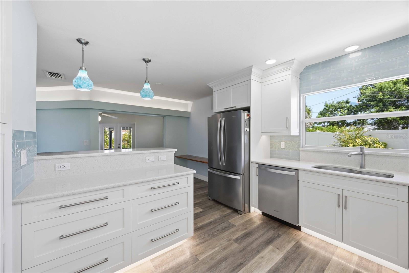 Image 26 of 66 For 917 Church Street