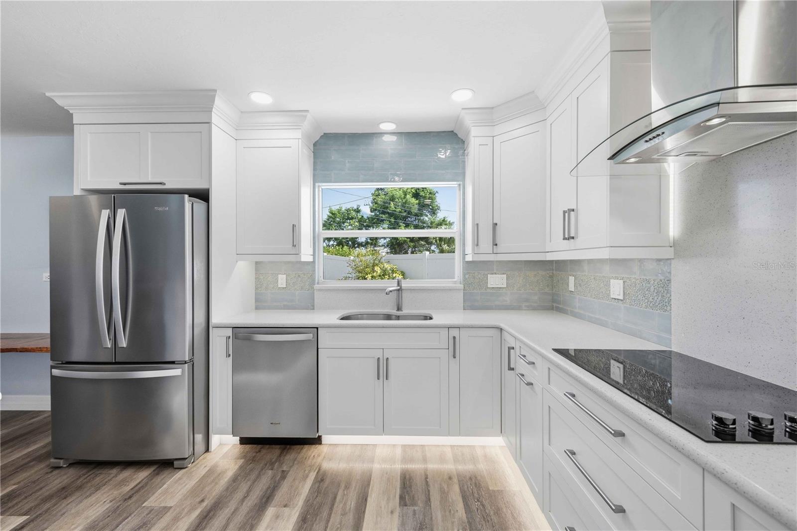 Image 27 of 66 For 917 Church Street