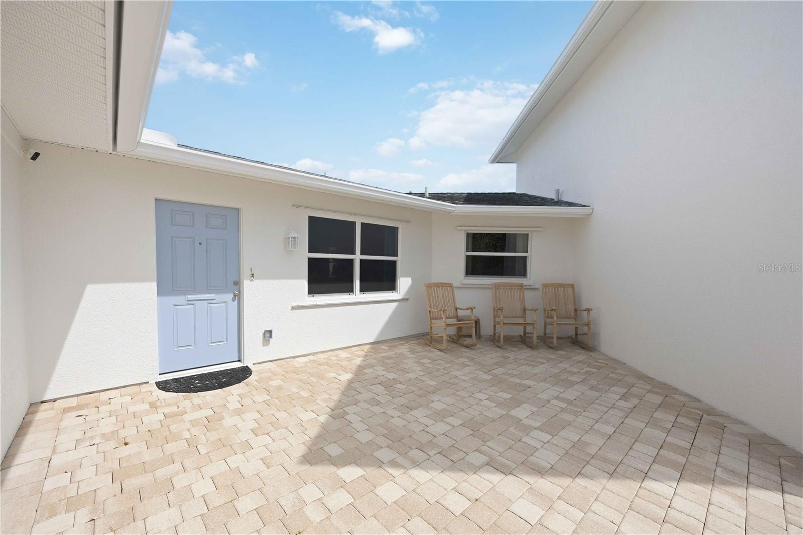 Image 5 of 66 For 917 Church Street