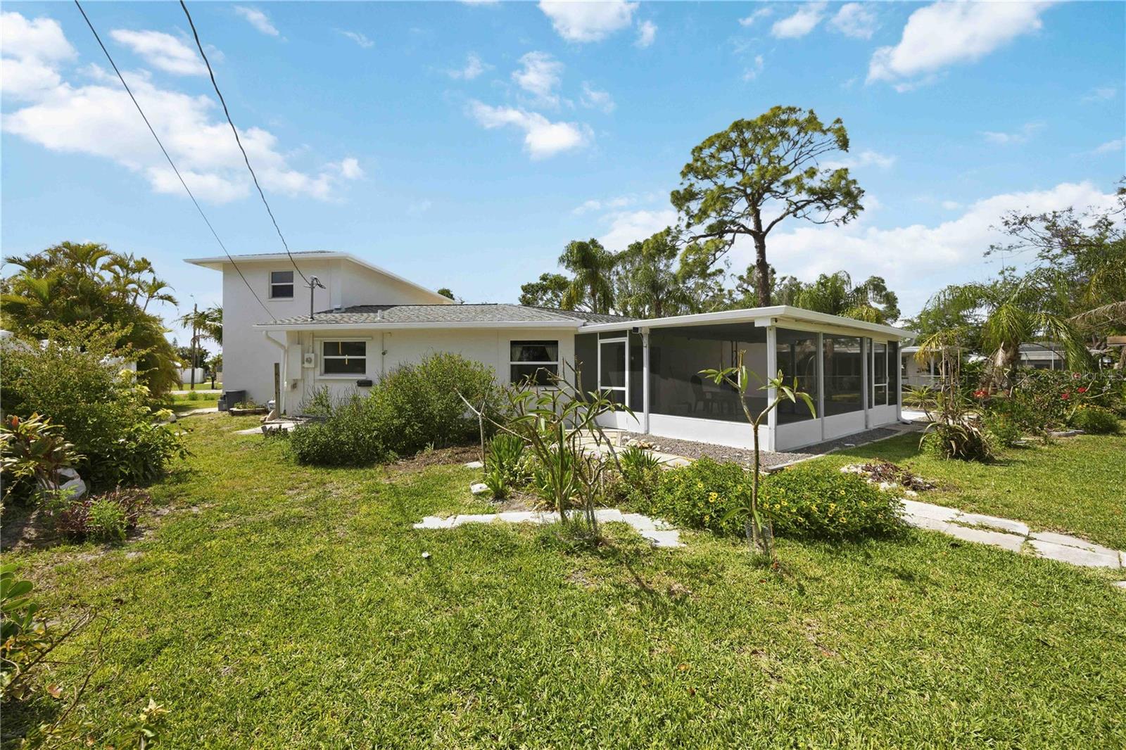 Image 52 of 66 For 917 Church Street