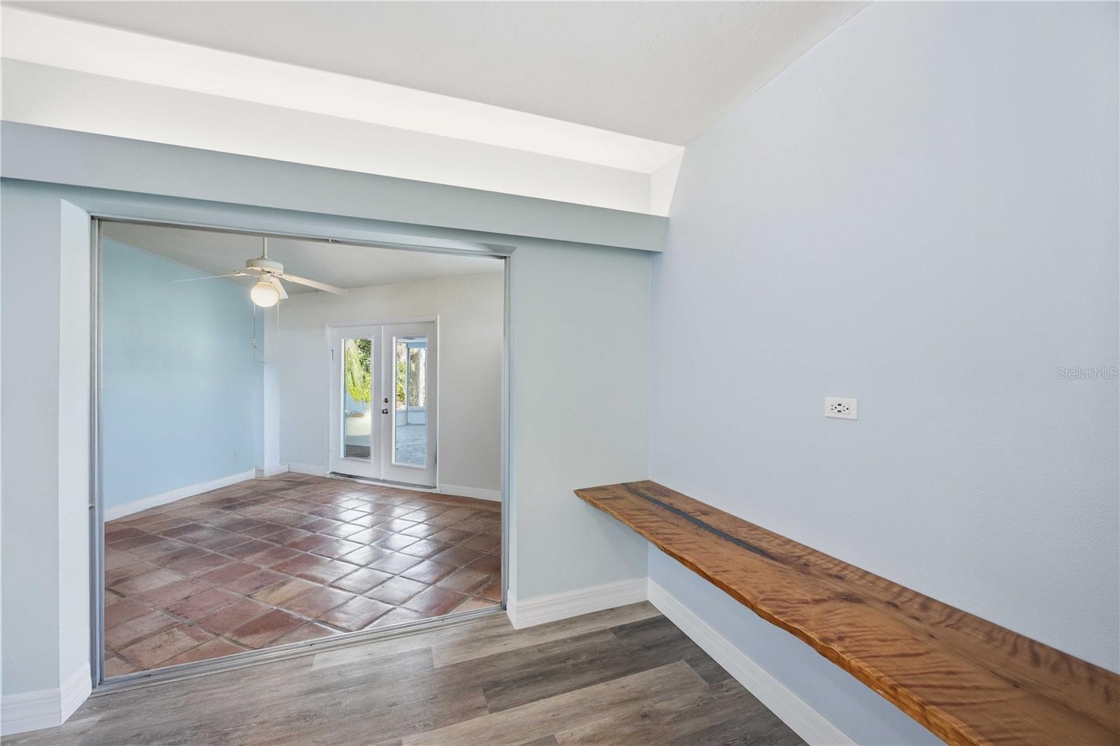 Image 9 of 66 For 917 Church Street