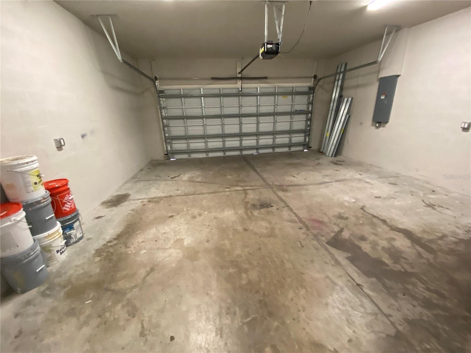 Image 14 of 31 For 18235 Eau Gallie Circle