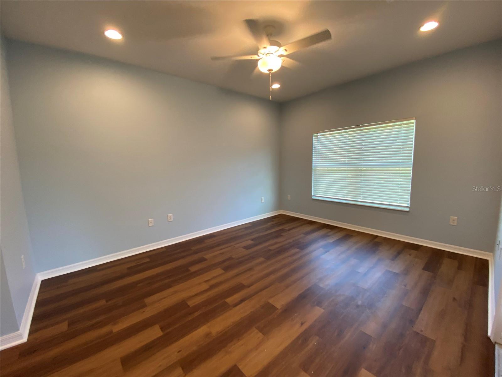 Image 20 of 31 For 18235 Eau Gallie Circle