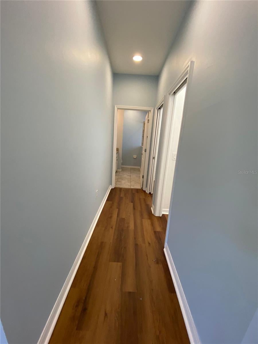 Image 22 of 31 For 18235 Eau Gallie Circle