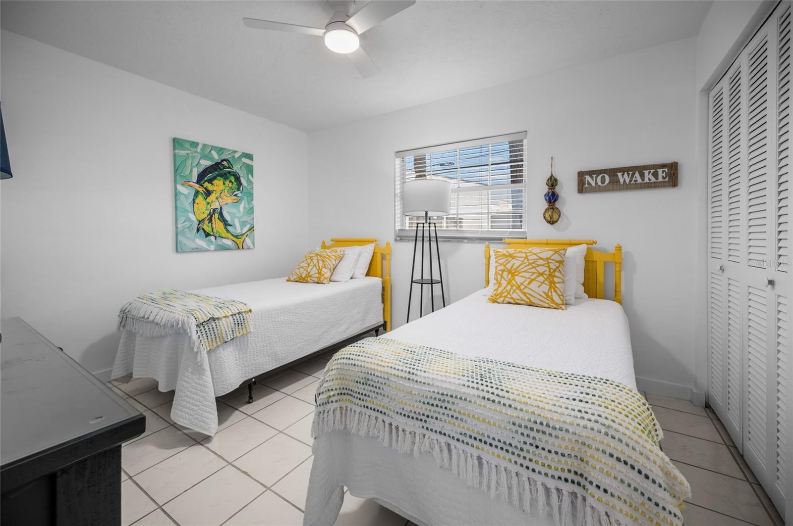 Image 22 of 32 For 1531 Placida Road 1-103