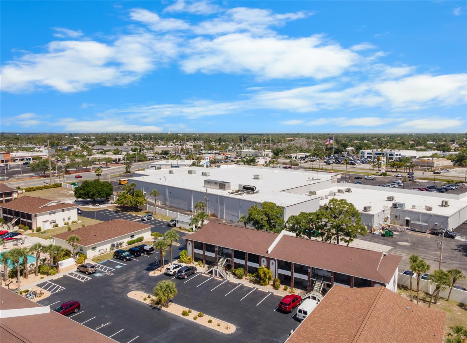 Image 28 of 32 For 1531 Placida Road 1-103