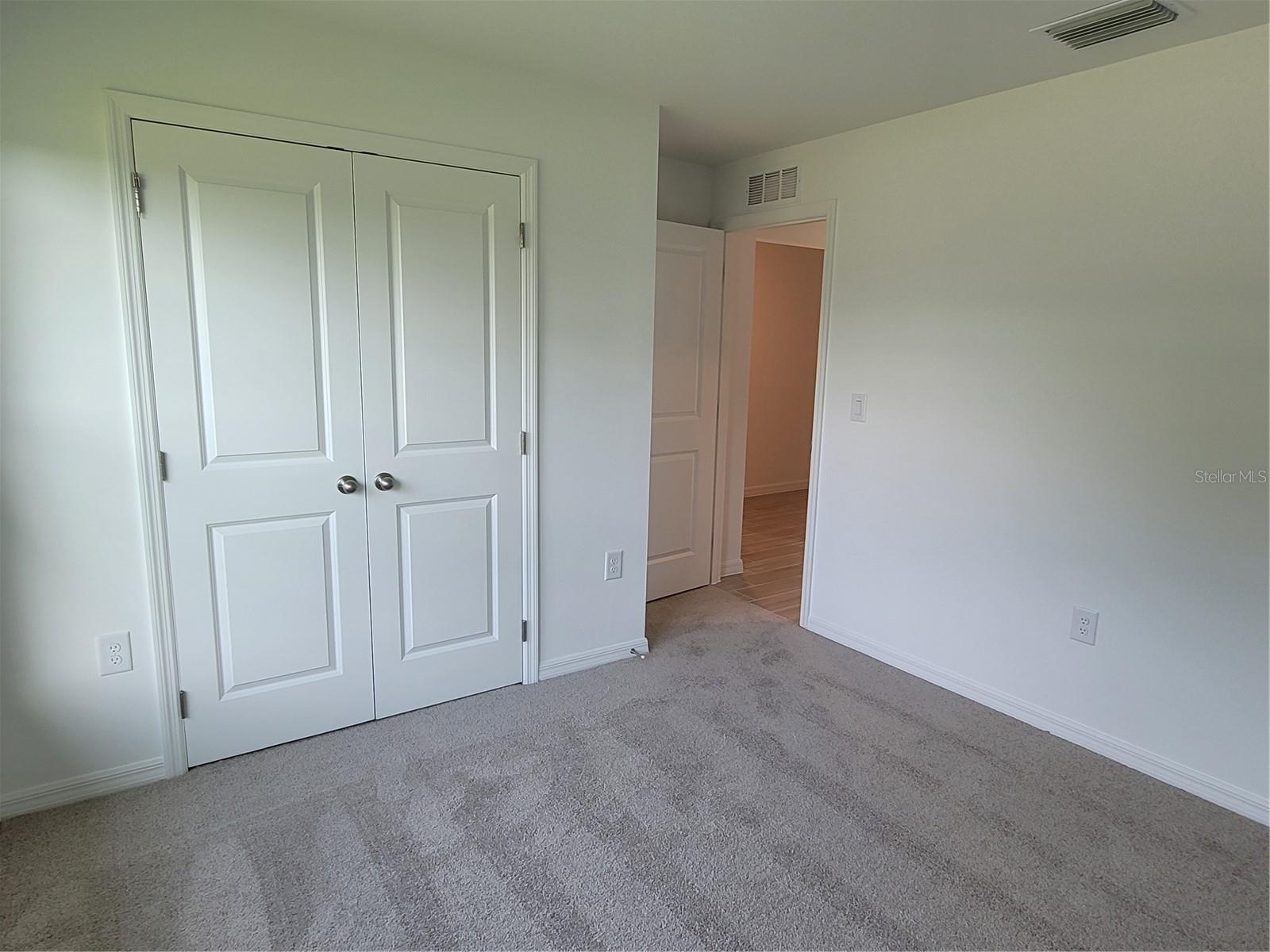 Image 21 of 26 For 11100 Vanessa Avenue