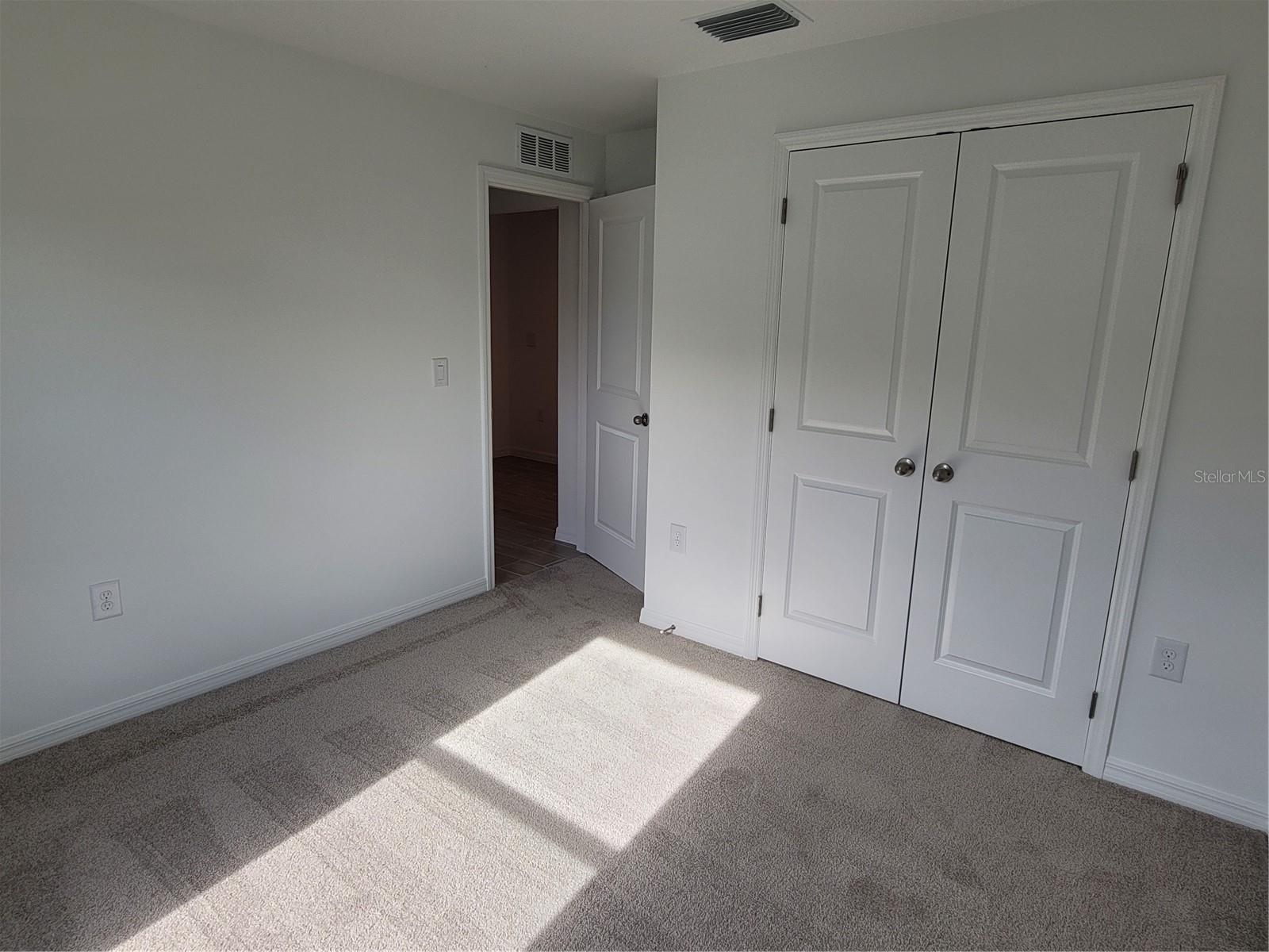 Image 23 of 26 For 11100 Vanessa Avenue