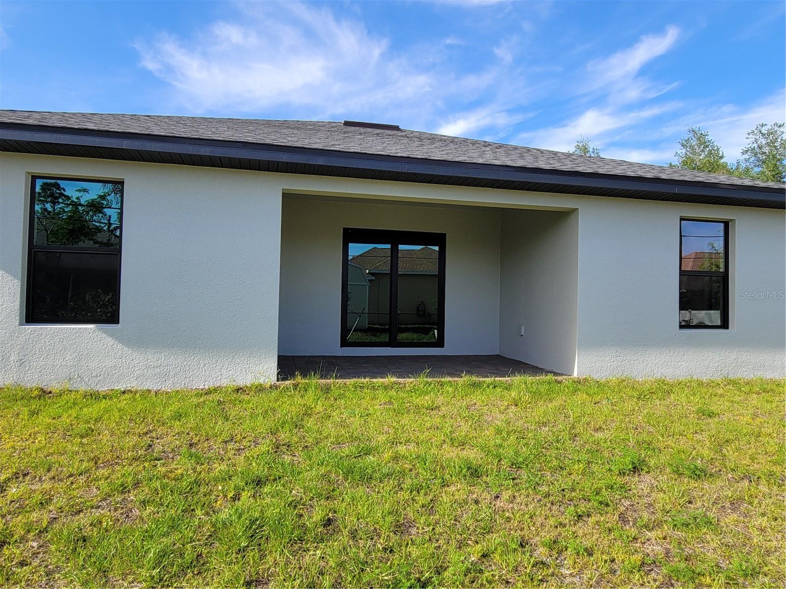 Image 25 of 26 For 11100 Vanessa Avenue