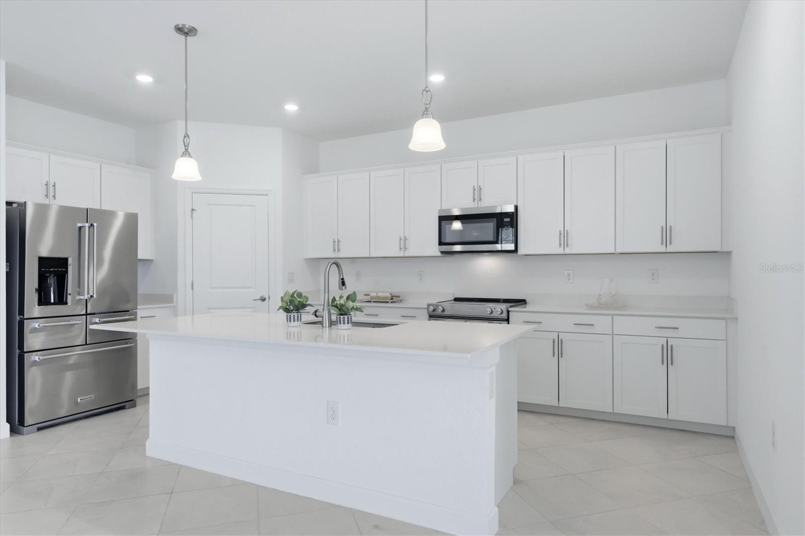 Image 13 of 47 For 8692 Coco Bay Boulevard