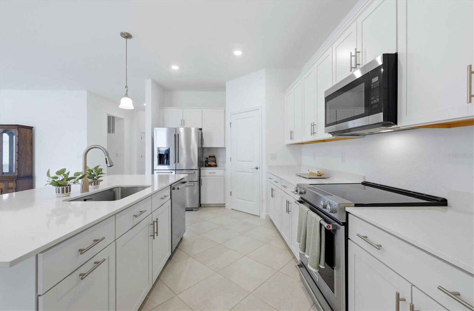 Image 14 of 47 For 8692 Coco Bay Boulevard