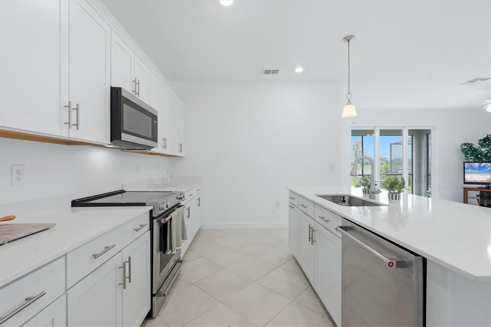 Image 15 of 47 For 8692 Coco Bay Boulevard