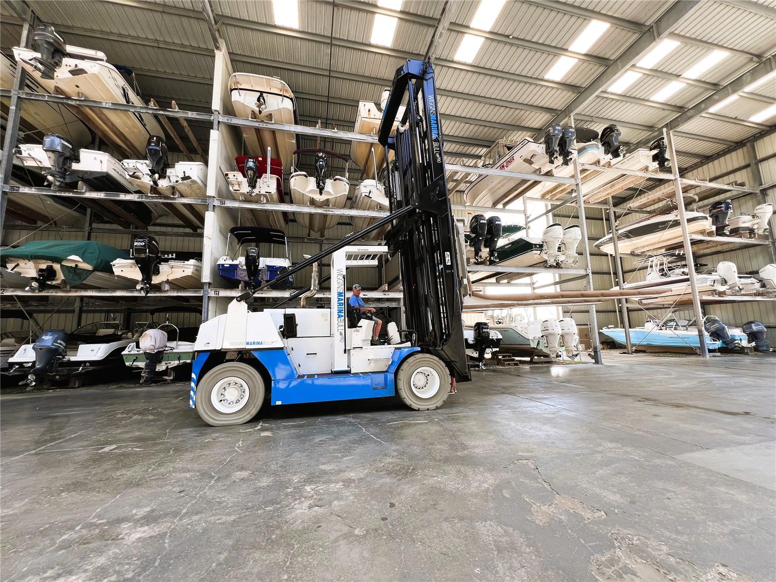 Image 11 of 20 For 100 Circuit Road S29