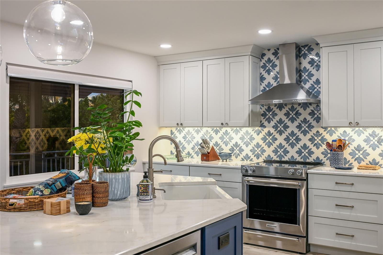 Image 10 of 35 For 525 Gaspar Drive