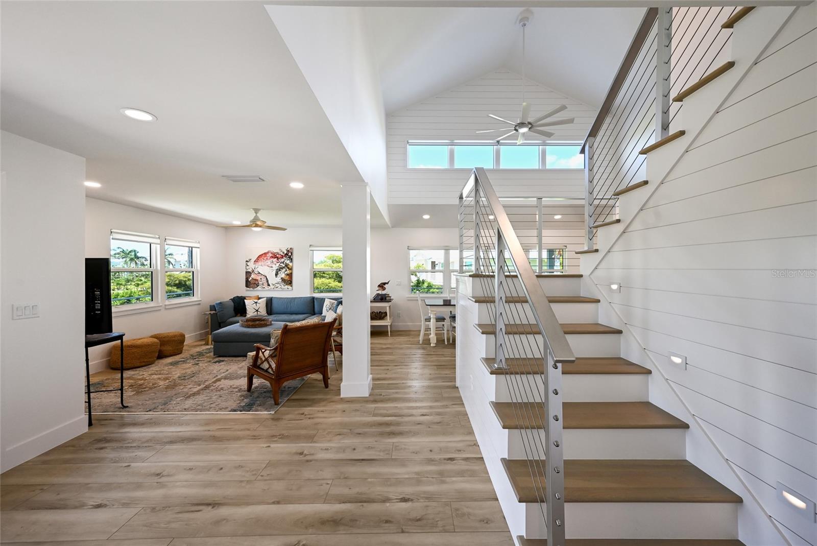 Image 19 of 35 For 525 Gaspar Drive