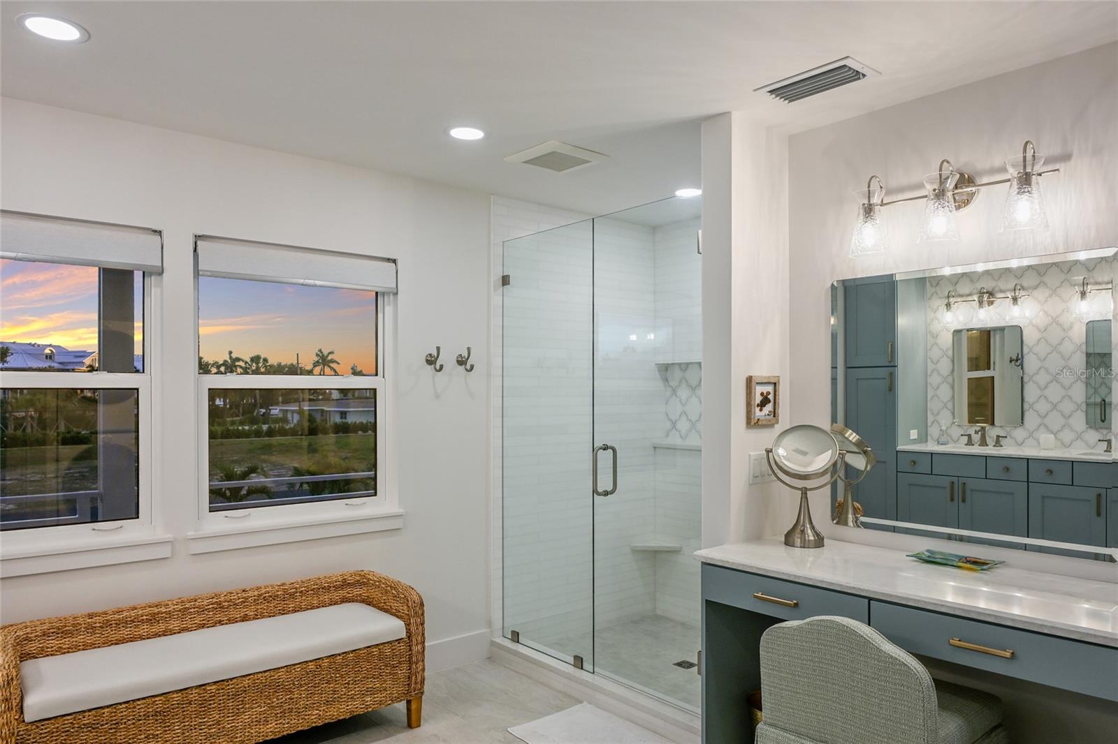 Image 25 of 35 For 525 Gaspar Drive