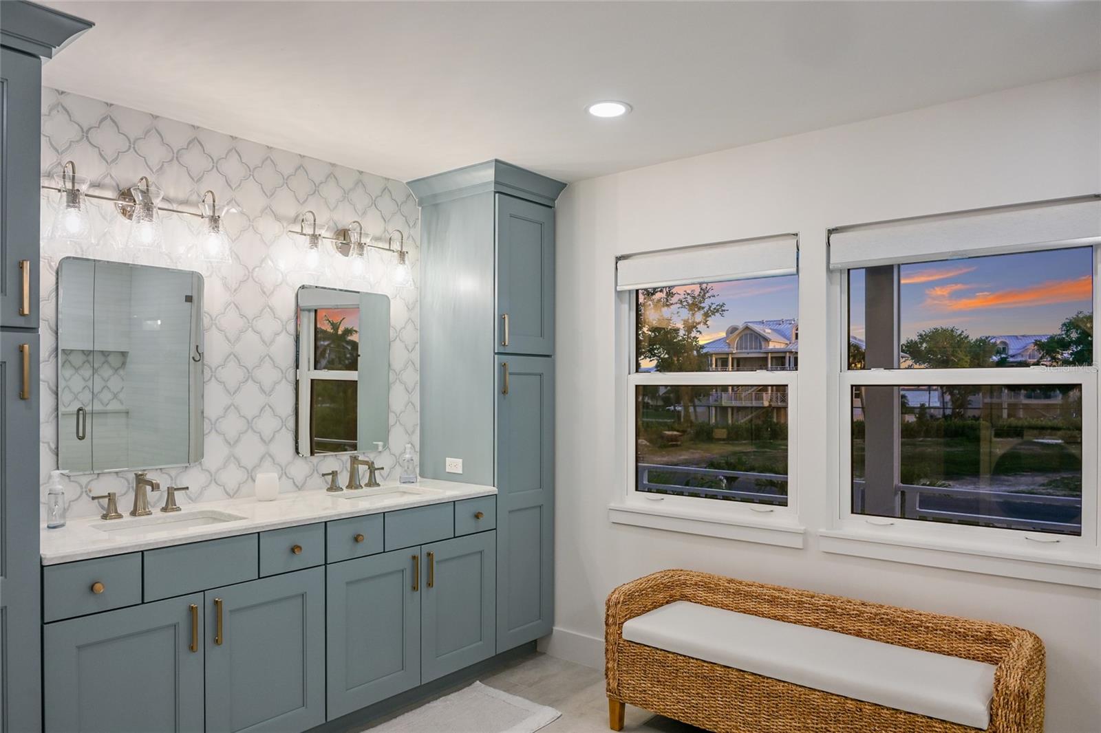 Image 26 of 35 For 525 Gaspar Drive