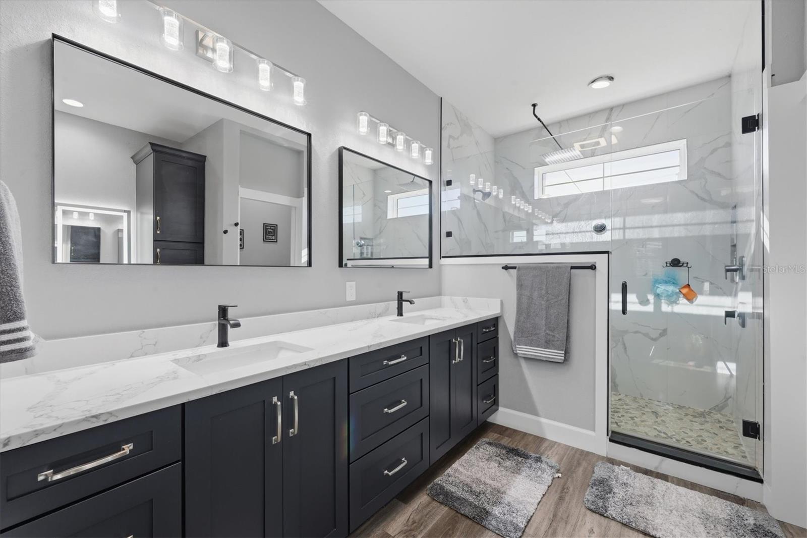 Image 21 of 44 For 20 Brig Circle E