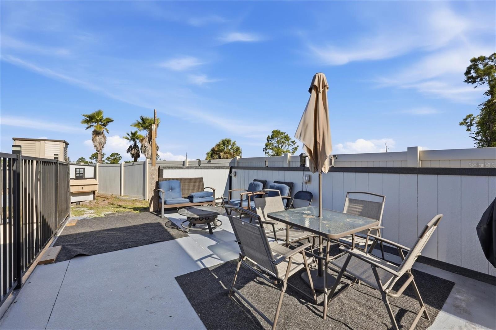 Image 28 of 44 For 20 Brig Circle E