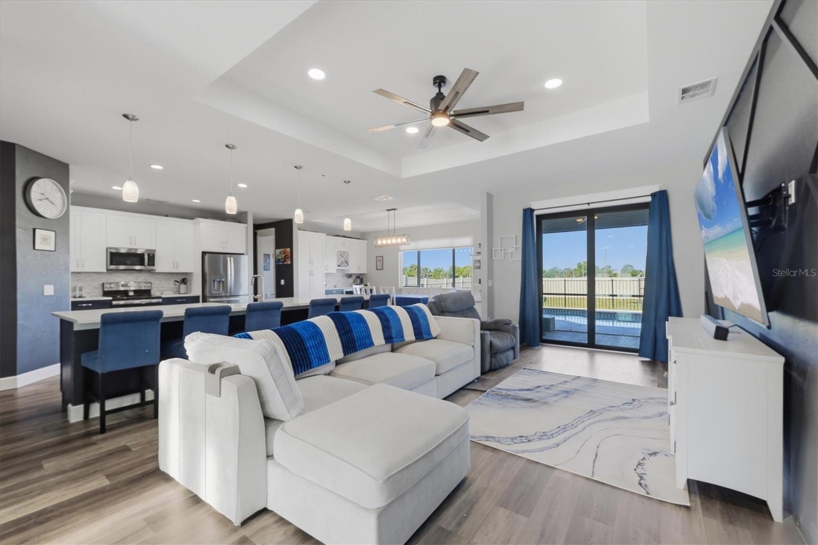 Image 4 of 44 For 20 Brig Circle E