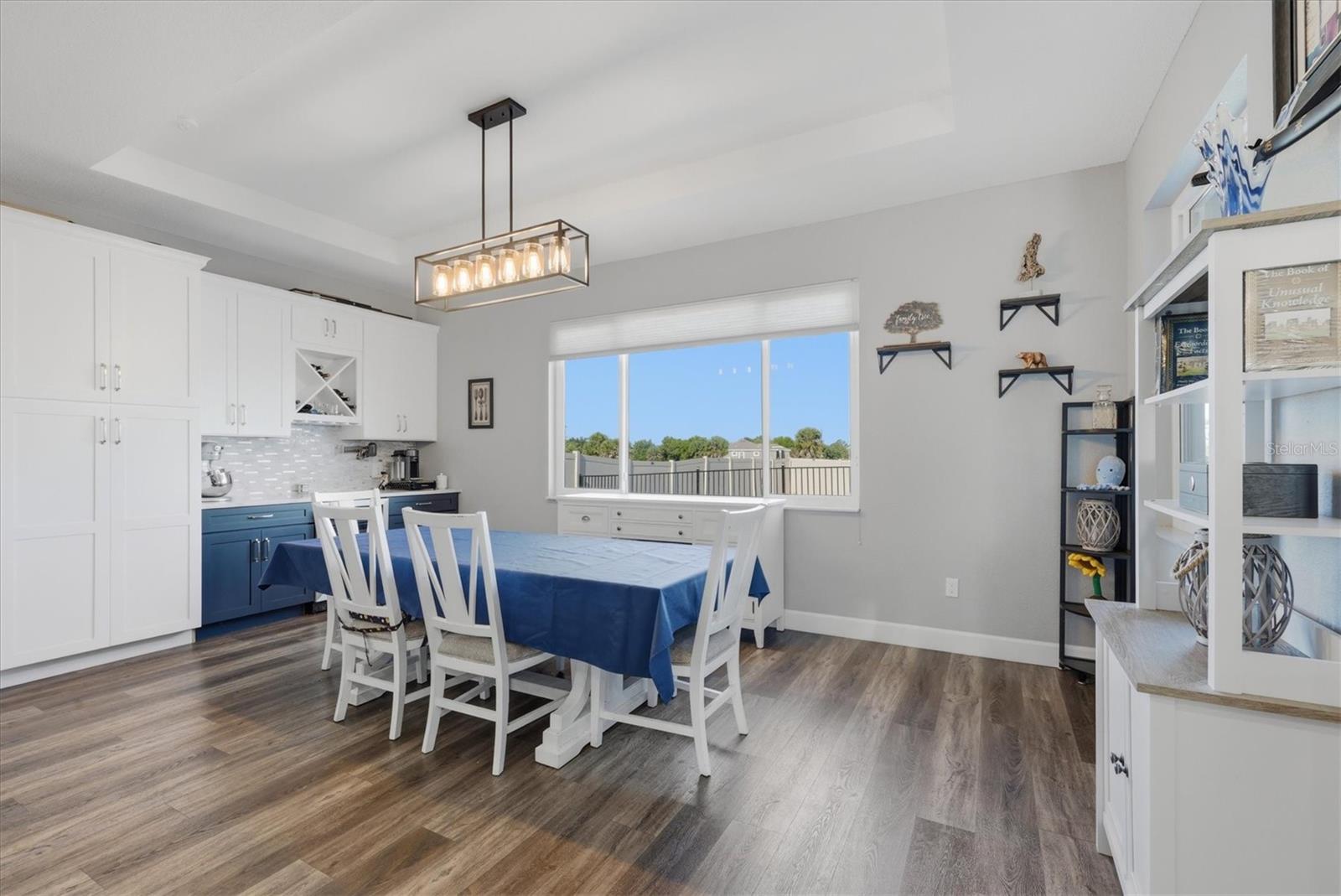 Image 8 of 44 For 20 Brig Circle E