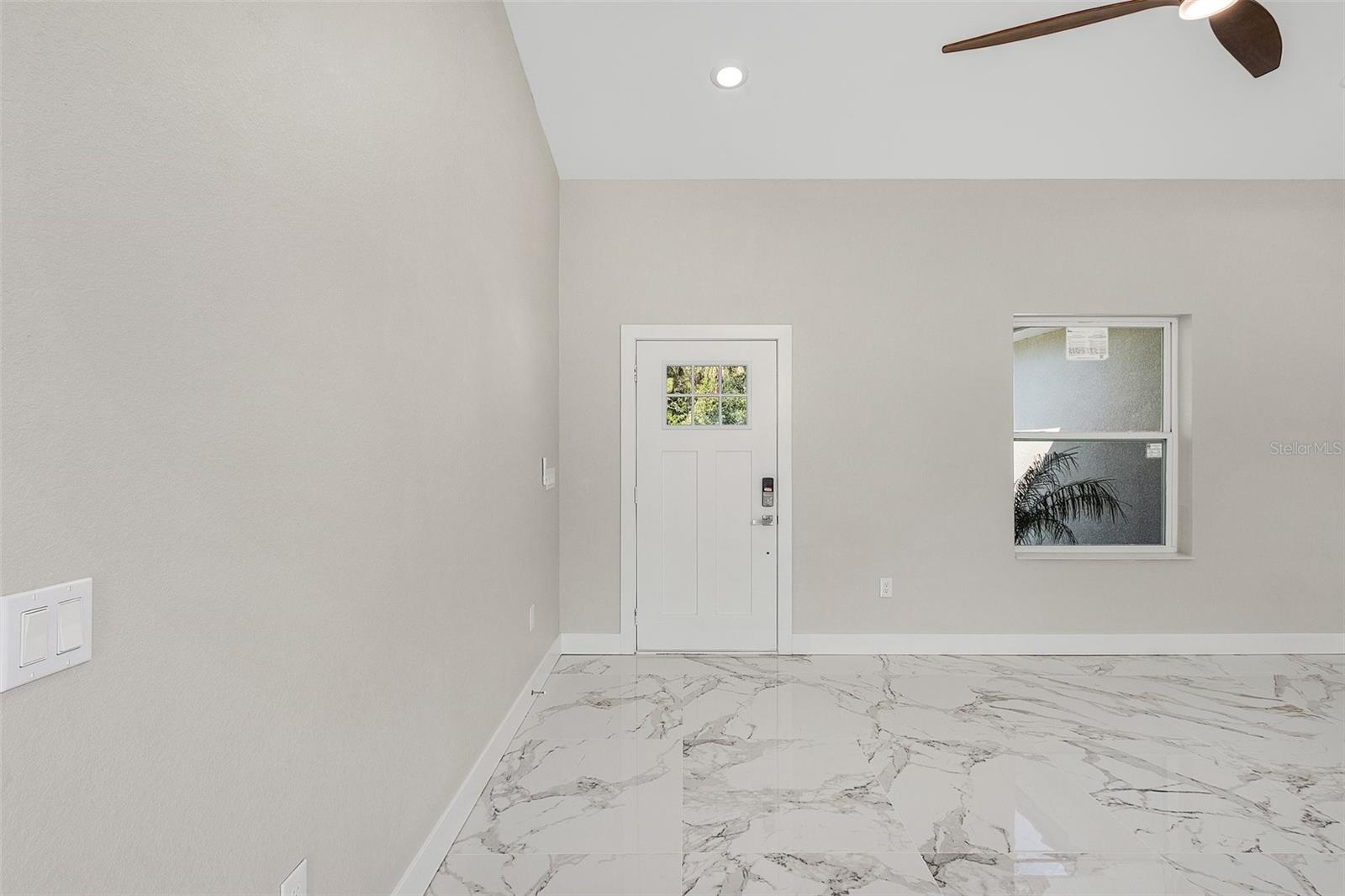 Image 12 of 25 For 19053 Wilton Avenue