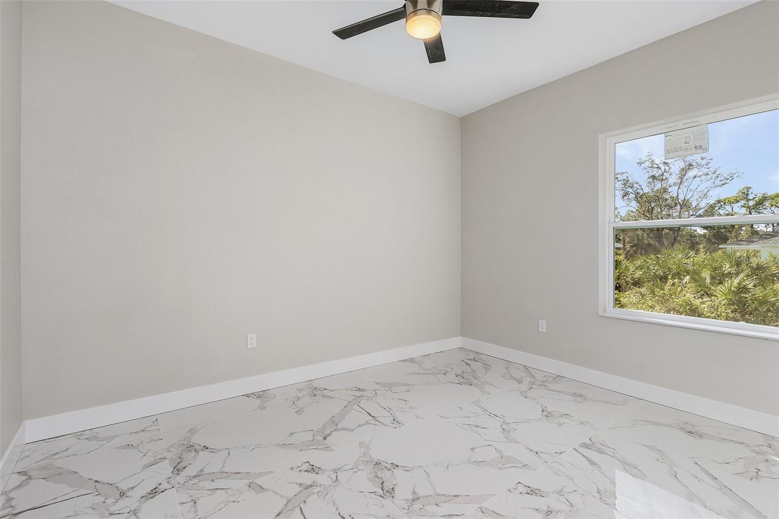 Image 17 of 25 For 19053 Wilton Avenue